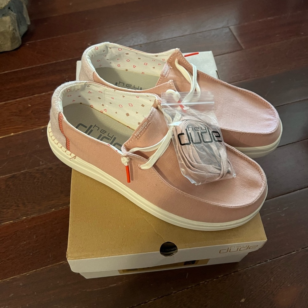 Womens Hey dude Wendy rise chambray rose